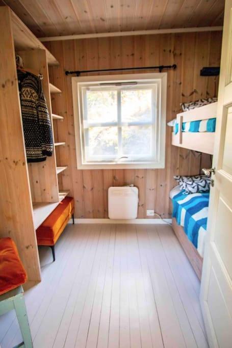 Kunstnerhytte Med Panoramautsikt Pa Furuholmen Holiday home